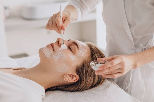 Estética - Massagem / Limpeza facial